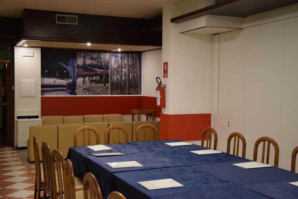 奥林匹克酒店 巴塞尔加·迪·皮纳 外观 照片